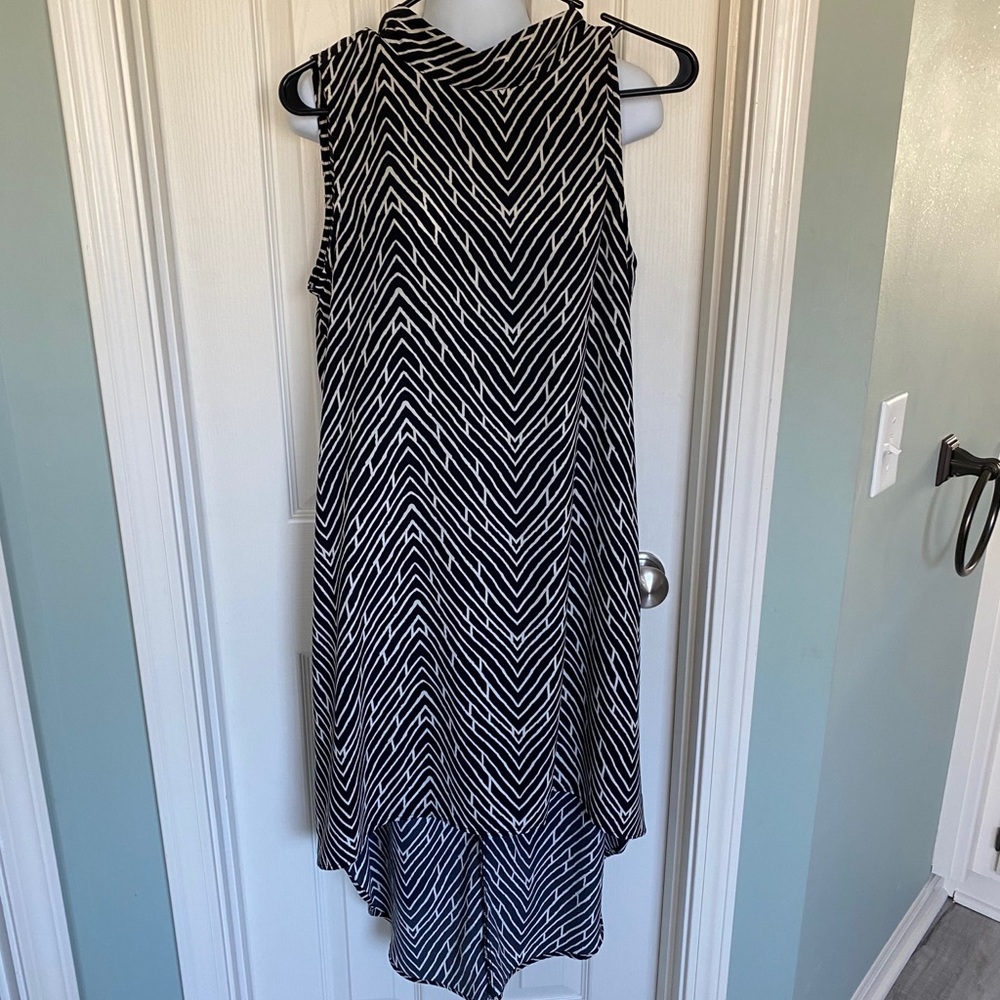 Super flowy Leith Dress